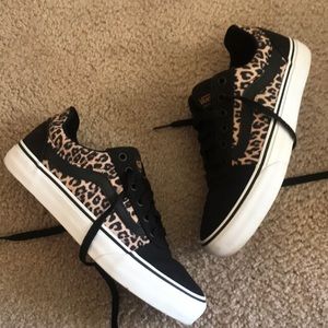 Vans Ward Leopard Print
